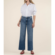 Meg in Family Wash by Kut from the Kloth