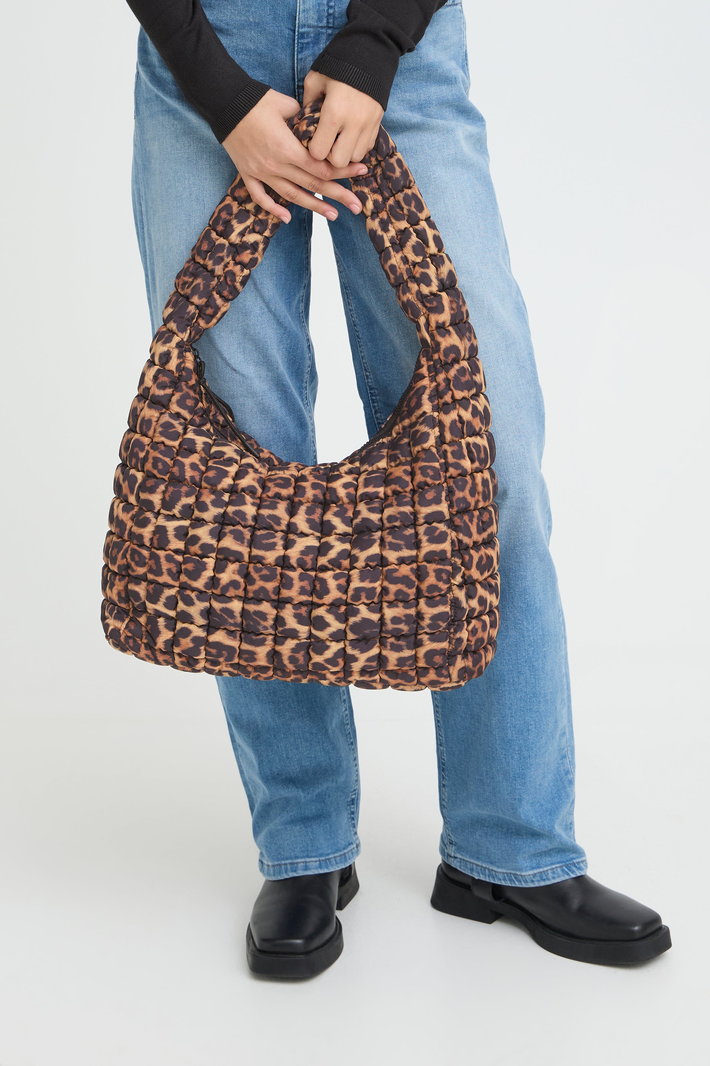 Alis Leopard Bag by ICHI