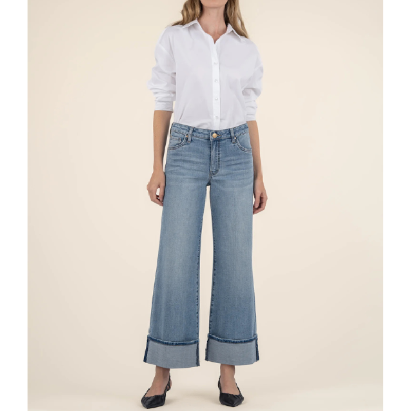 Meg in Charming Wash by Kut from the Kloth