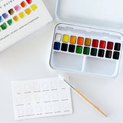 Watercolour paint set 18 colors with brush