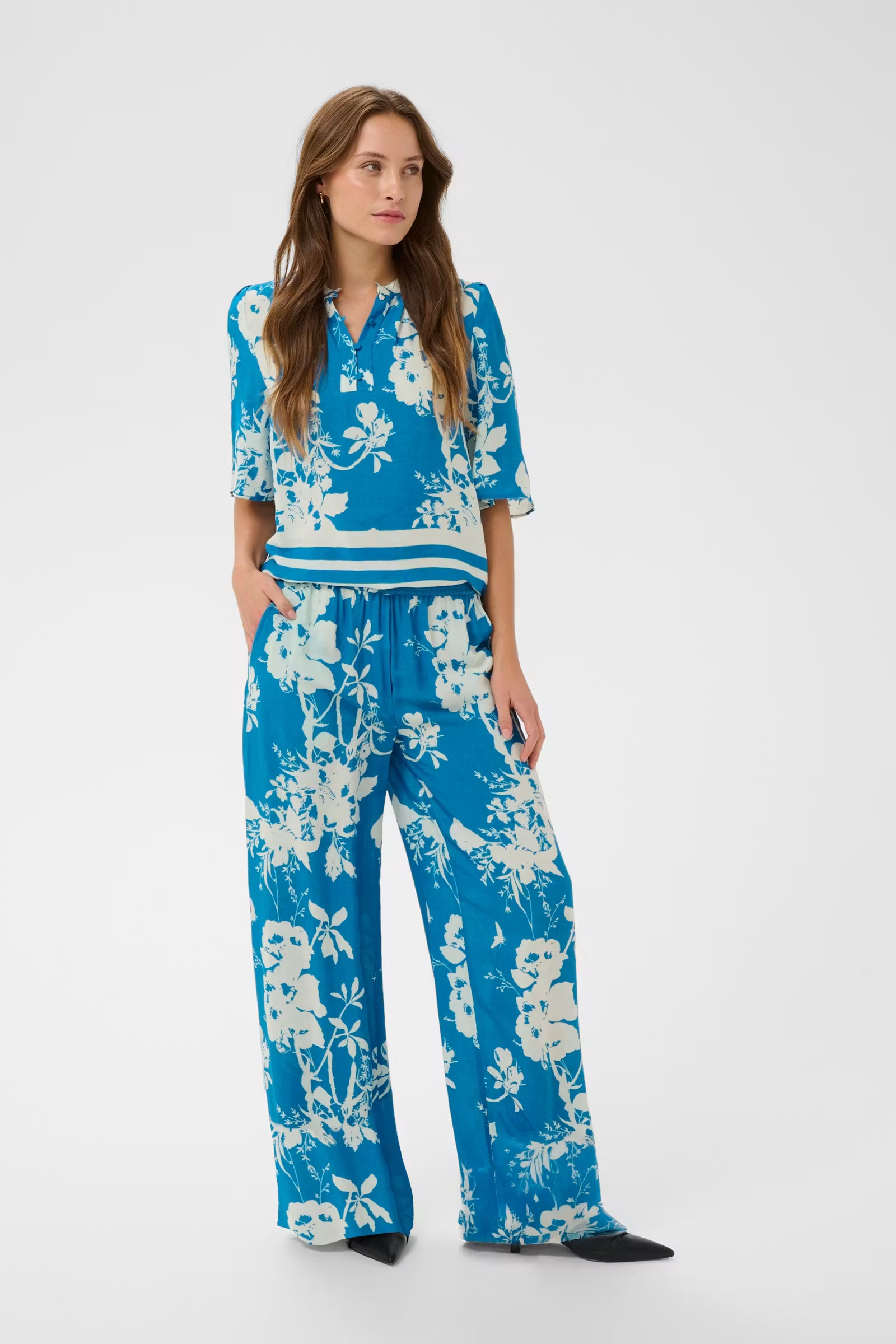 Rasheda Pant in Vallarta Blue Flow by Saint Tropez