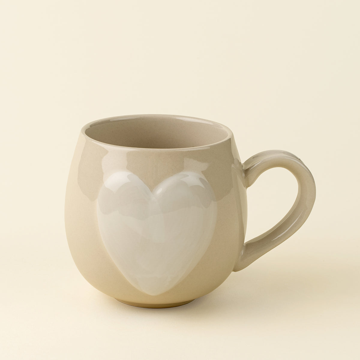 Big Heart Mug in Cream & White