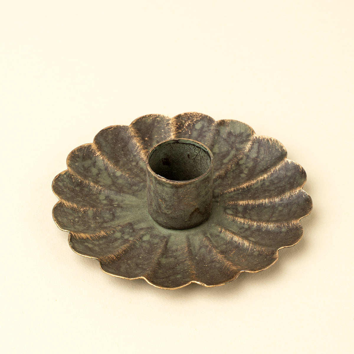 Florentine Candle Holder Scallop