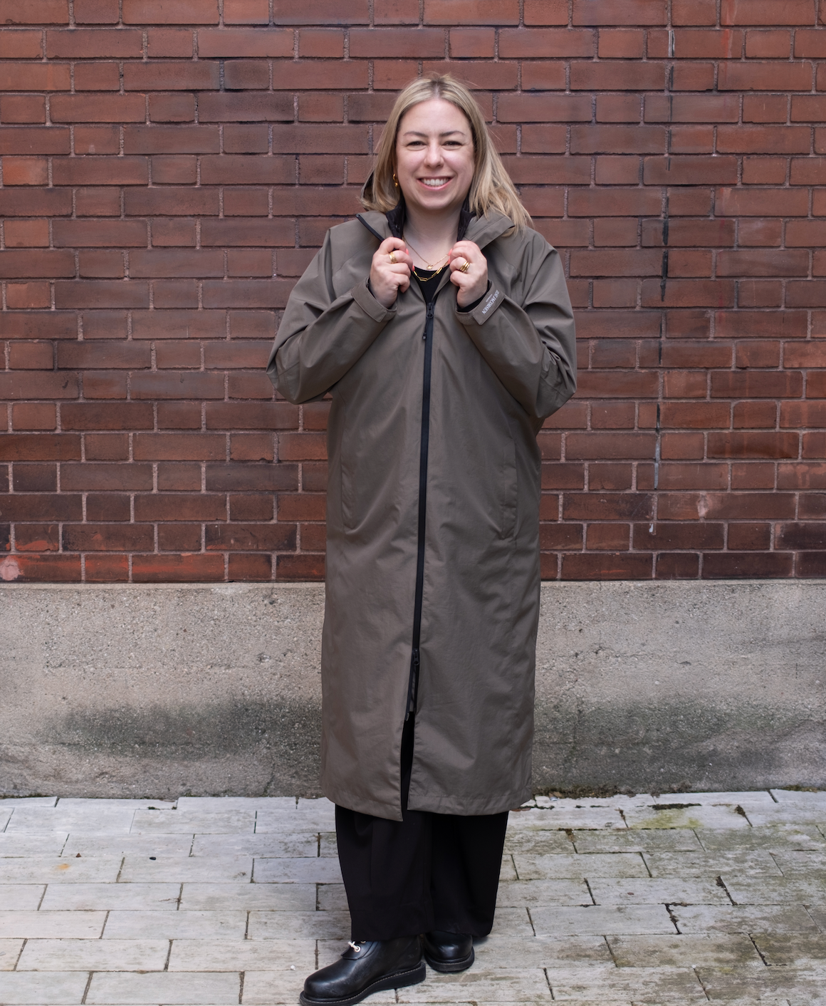 City Raincoat in Tarmac by Ilse Jacobsen