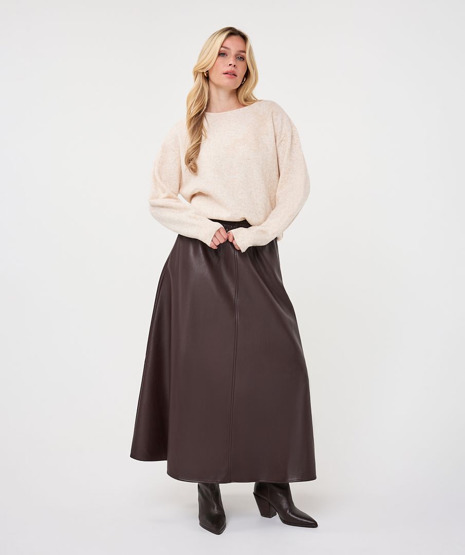 Faux Leather Skirt in Cacao by Esqualo