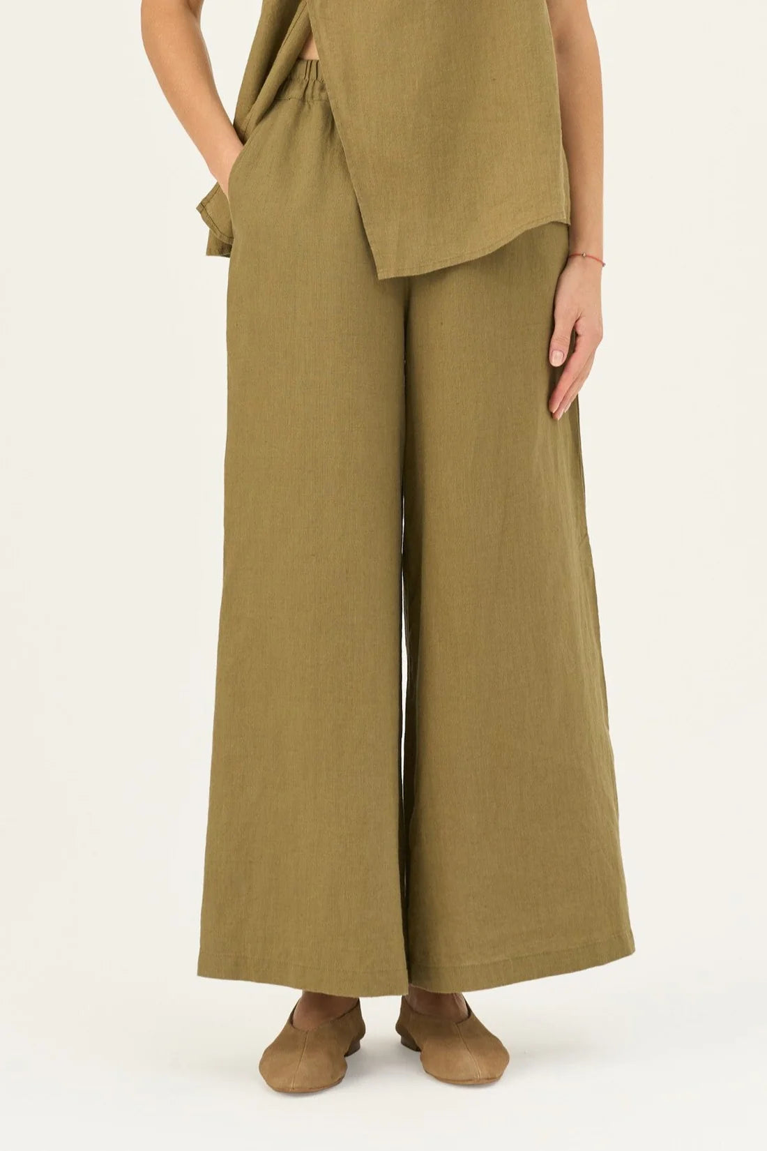 Zayn Trousers in Olive Khaki by Linen Tales
