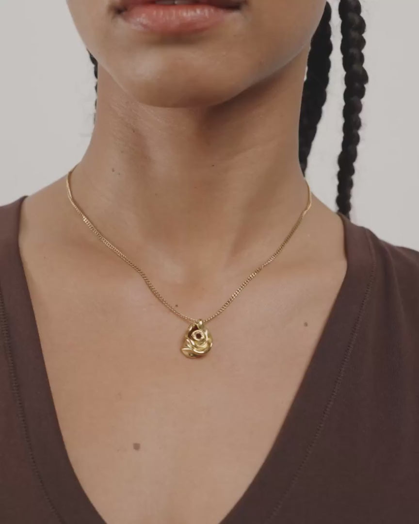 Load video: Riyan Waterproof Necklace in Gold by Pilgrim