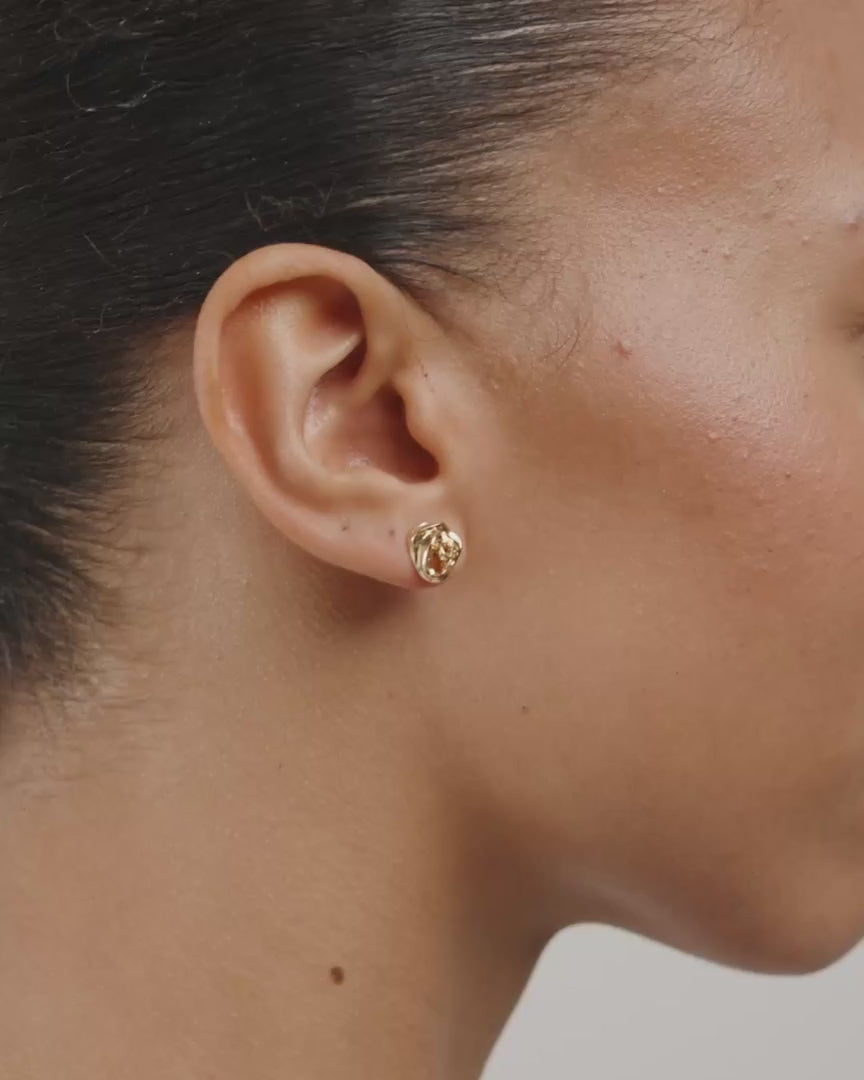 Load video: Riyan Earrings in Gold by Pilgrim