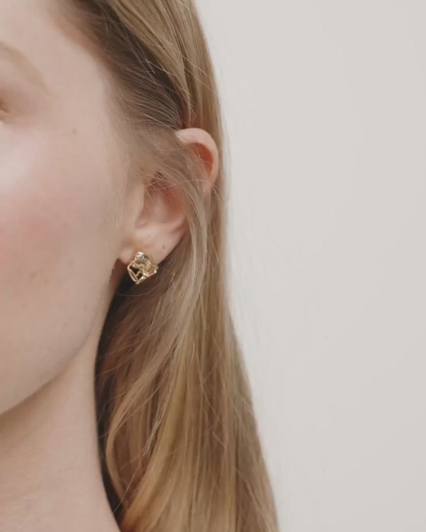 Load video: Orien Earrings in Gold by Pilgrim