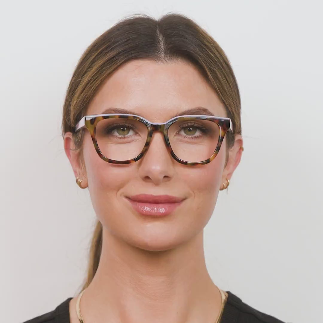 Load video: Peepers Bluelight Readers in Le Fun Club Tortoise &amp; Pink